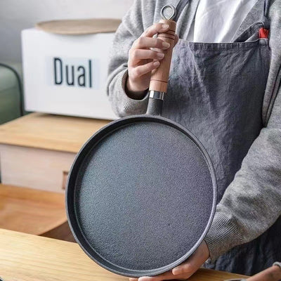 Cast iron skillet